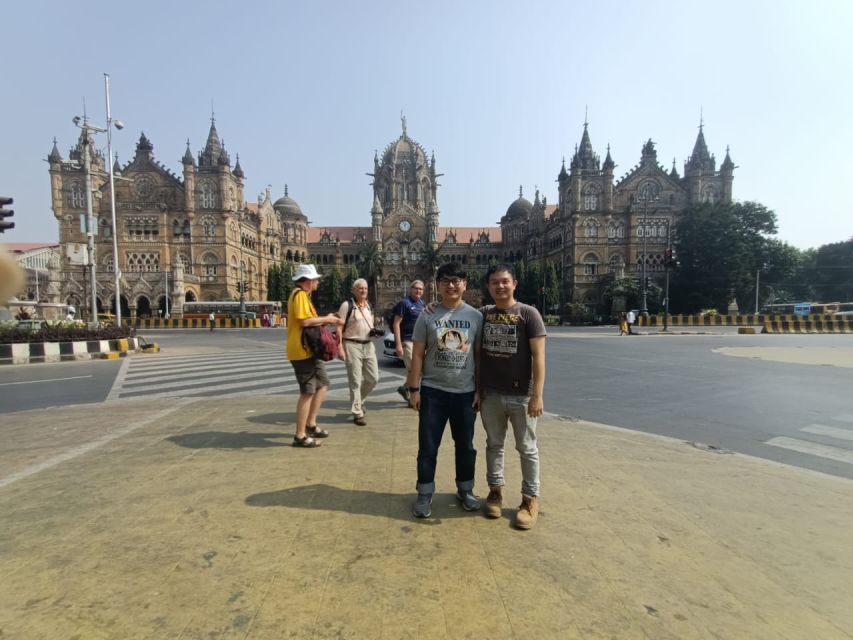 Mumbai Shore Excursions: Small Group Mumbai Sightseeing tour - Getting from Colaba to CSMT: a route built for first-time orientation