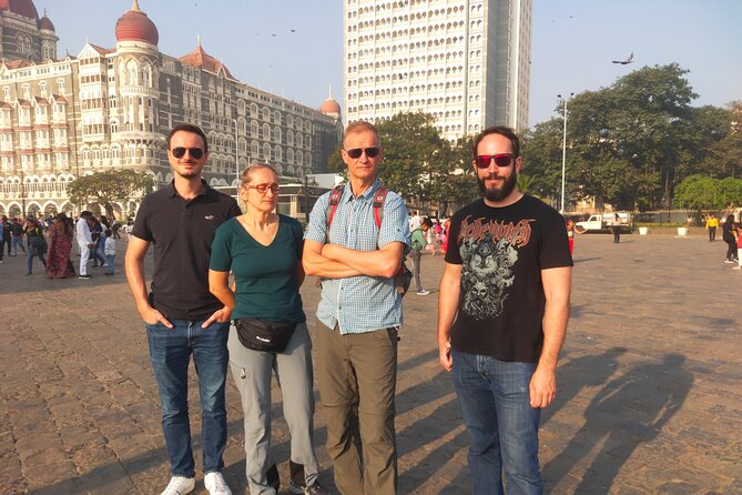Mumbai Sightseeing Tour for Cruise Passengers - Hanging Gardens and Marine Drive: Sea Views and Night-Light Energy