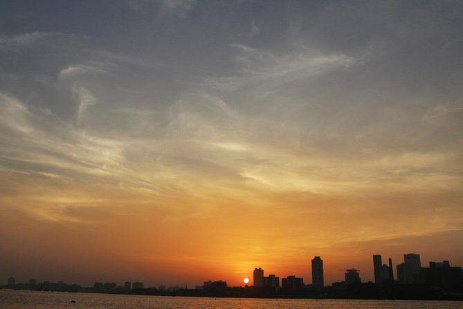 Mumbai Sky Line Private Sailing Excursion for up to 5ppl - Getting to Oyster Sailing Jetty No. 5 without stress