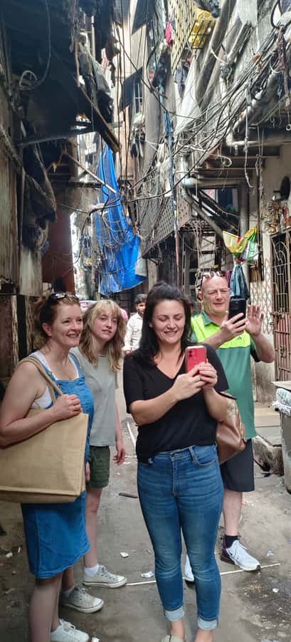 Mumbai: Slum Tour Dharavi Small Group with a Local Guide - A walk through homes, jobs, and the rhythm of family life