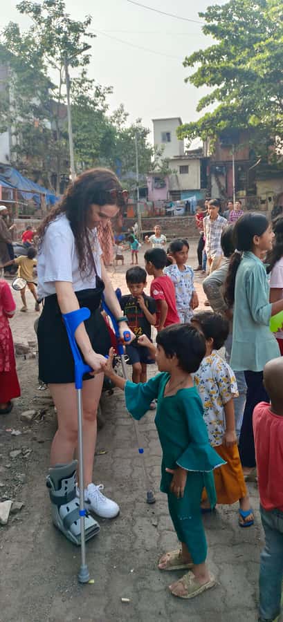 Mumbai: Slum Tour Dharavi Small Group with a Local Guide - Meeting Barthi near Mahim: easy start, no drama