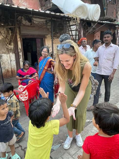 Mumbai Slum Tour - Visit Dharavi Slum with Local Guide - Your Route in Plain Terms: What You’ll See Inside Dharavi