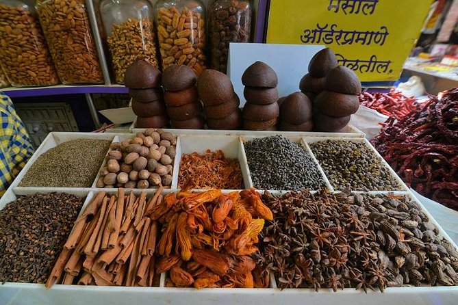 Mumbai Spice Markets and Bazaars Tour with Guide and Transport - The other bazaars: how the guide keeps it from feeling random