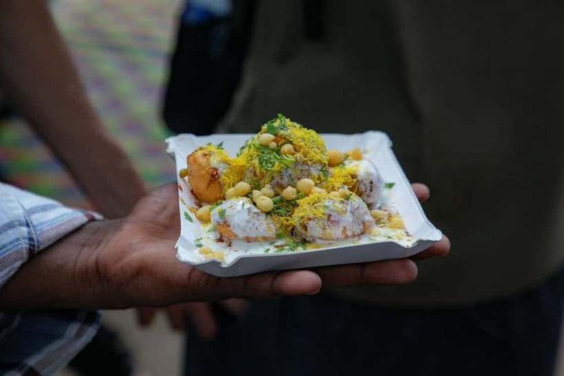 Mumbai: Street Food and Night Markets Tour - Food Safety Without Killing the Fun