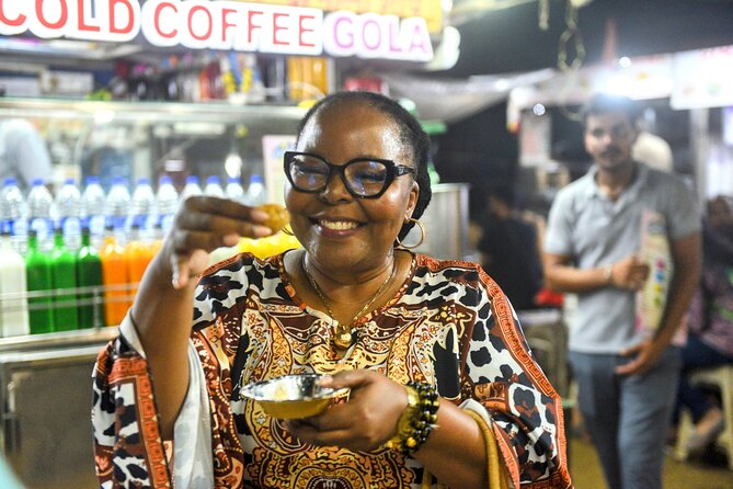 Mumbai Street Food & Bazaar Tour with Local Transport - Why this tour works so well for first-time Mumbai food lovers