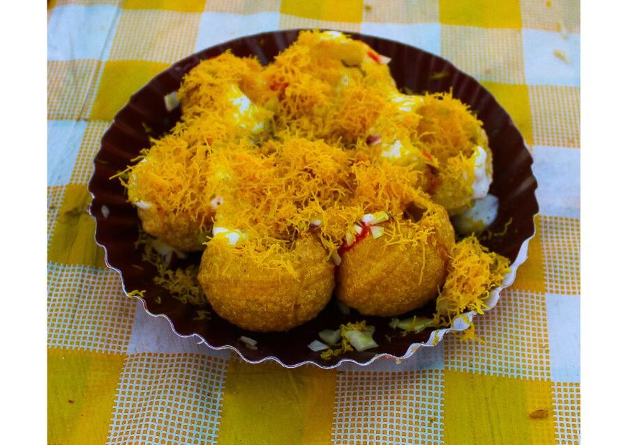 Mumbai Street Food Crawl (2 Hours Guided Food Tasting Tour) - Should you book this Mumbai street food crawl?