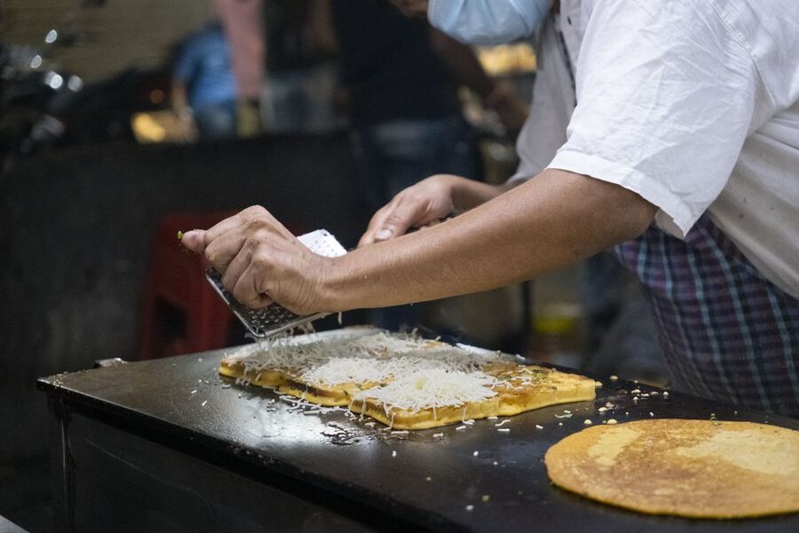 Mumbai: Street Food Tour - Price and value: $43 for 4 hours, transport, and 16 dishes