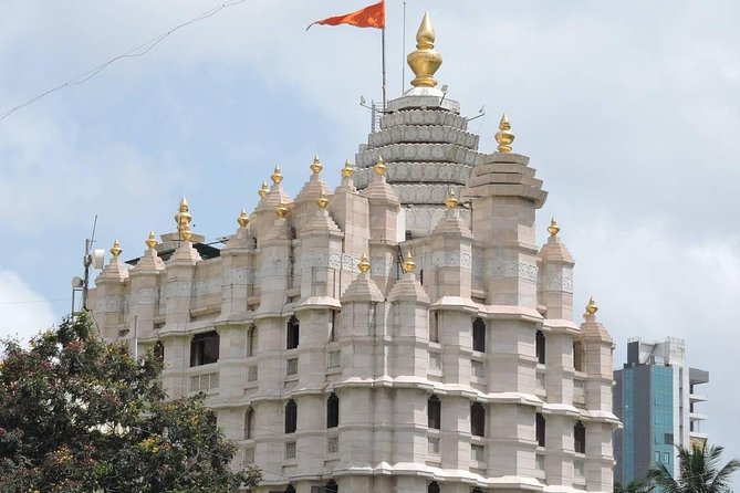 Mumbai Temple Tour in Private Vehicle - A private, air-conditioned spiritual circuit (and why that matters)