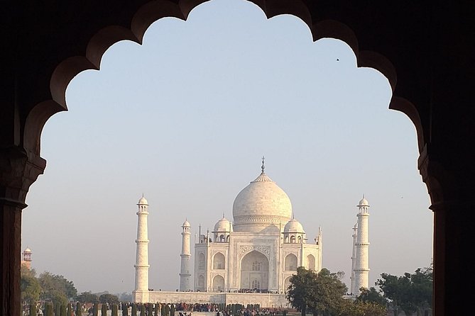 Mumbai to Agra Taj Mahal Day Trip with Return Flights and Lunch - Entering the Taj Mahal around mid-morning
