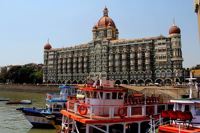 Mumbai Tour by Ac coach with pickup in Colaba & Mumbai Port only - Hanging Gardens and Mahalakshmi Temple: quick stops with real atmosphere