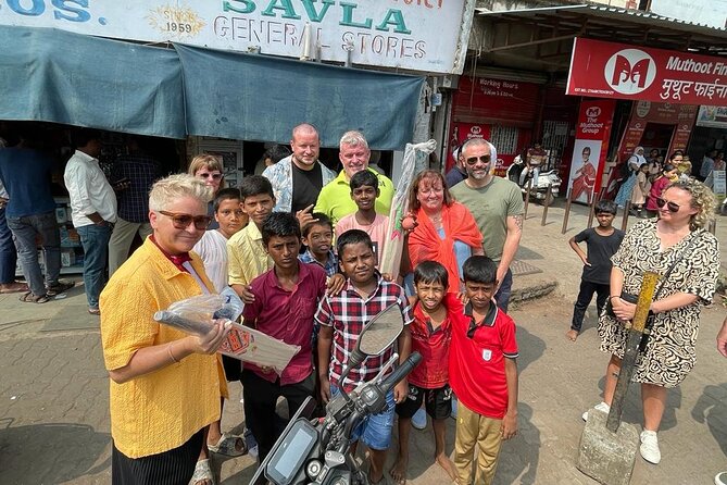 Primmum Mumbai Sightseeing With Local Train Ride Experience - Dhobi Ghat: the world’s largest outdoor laundry scene