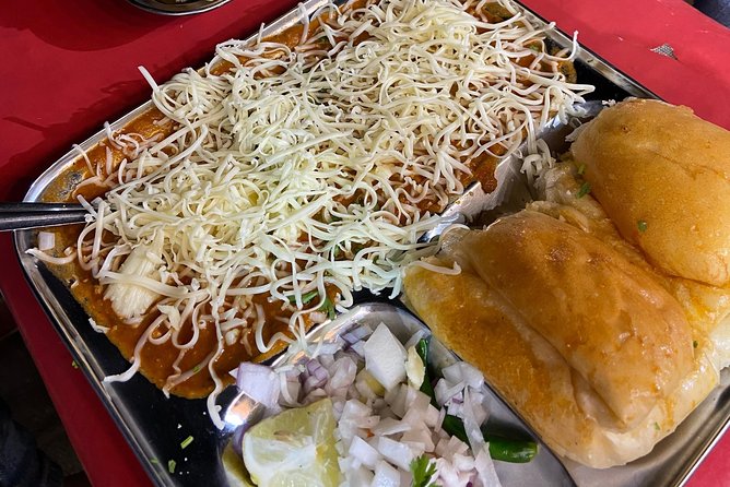 Private 4-Hour Tour of Mumbai’s Tastiest Local Foods - Stop 1: Chowpatty Beach snacks and sunset timing