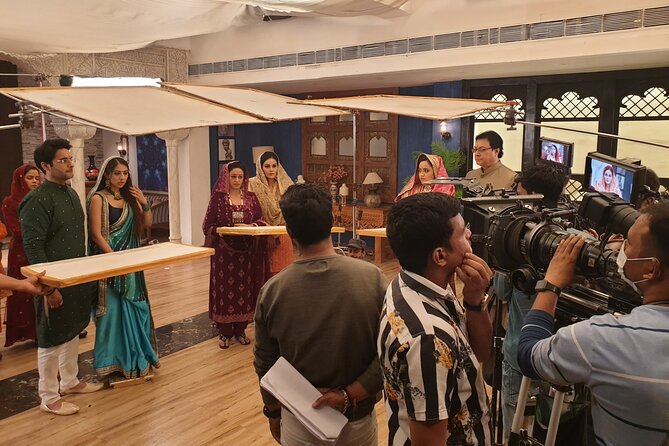 Private Bollywood Tour With Sightseeing Tour Of Mumbai - Private tour value: Pickup, a dedicated route, and a steady pace