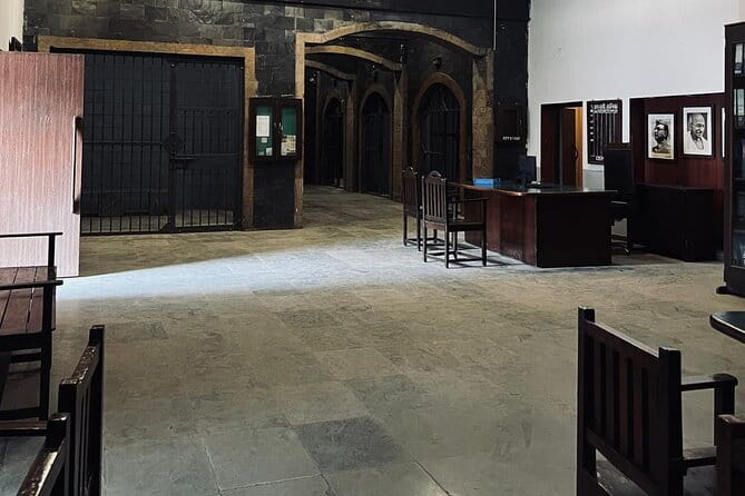 Private Bollywood Tour with Transport - Inside the iconic Mumbai stop: sound stages, sets, and live shoots