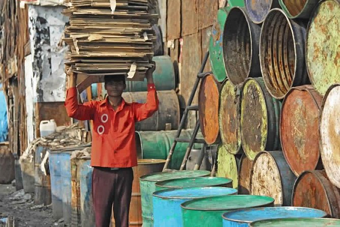 Private Combo Tours Sightseeing + Dharavi Slum + Dhobi Ghat & Dabbawalas - Dharavi on Foot: Respectful Touring Inside a Working Industry Hub