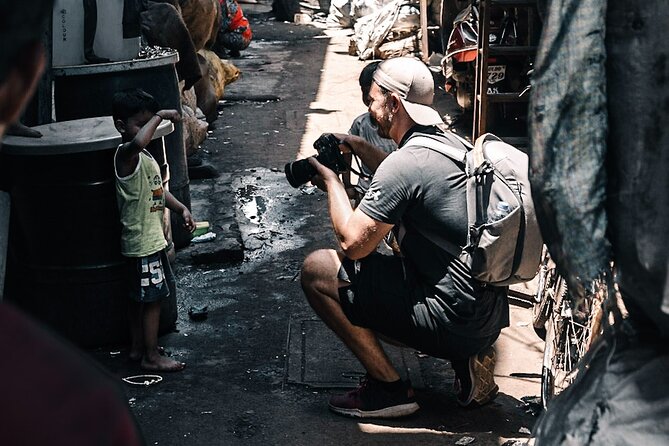 Private Dharavi Slum Photography Tour With Pickup - Meeting in Mahim and Getting to Your Starting Point