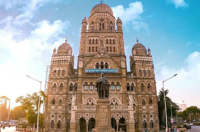Private Elephanta Caves & Mumbai Sightseeing Tour with AC Car - What to pack for the long Mumbai hours (and the heat/monsoon swings)
