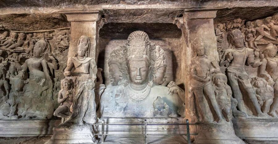 Private Elephanta Caves: Private Half-Day Tour from Mumbai - Ferry ride to Elephanta: the part that sets the tone