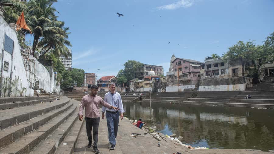 Private Full-Day Mumbai Sightseeing & Elephanta Caves Tour - Key highlights you’ll feel right away