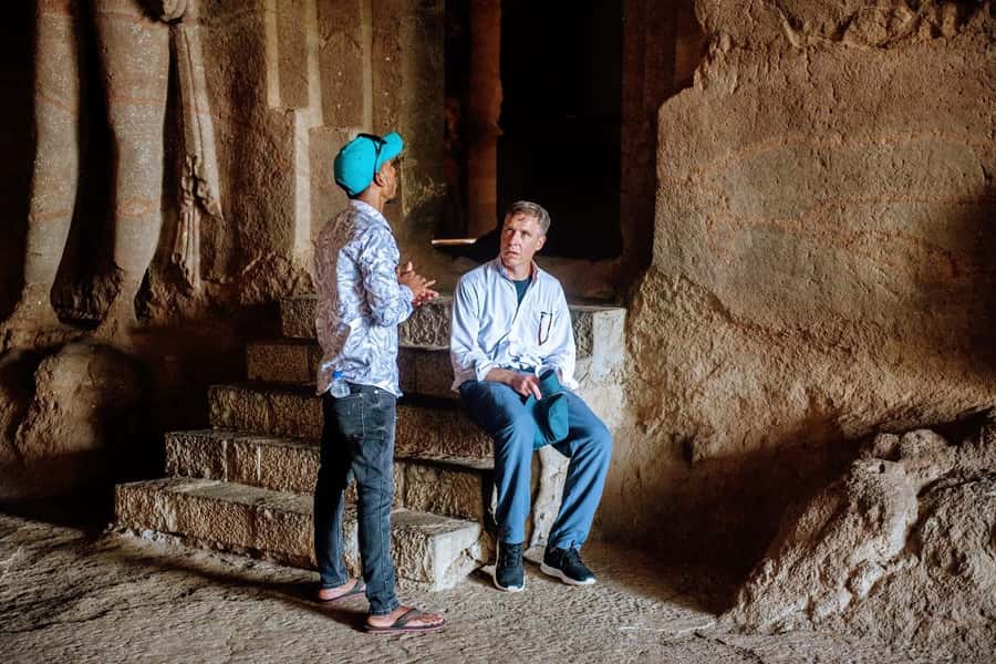 Private Full-Day Mumbai Sightseeing & Elephanta Caves Tour - Price and value: what $60 gets you in practice