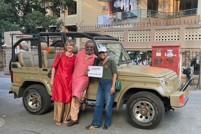Private Guided Open Jeep Tour in Bandra Queen of Suburbs - What to expect from the group size and the vibe