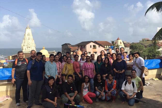 Private Guided Spiritual Walk in Banganga Hindu Temples - Practical tips: what to expect around temples and water