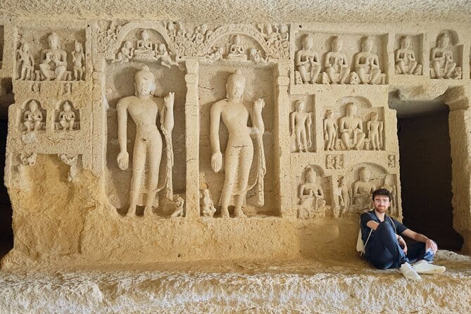 Private Guided Tour in Kanheri Cave with Transfers - Pickup, AC comfort, and the private-group advantage