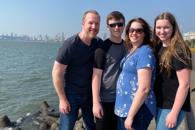 Private Half-Day Bombay Sightseeing Tour with Guide and Transportation - Marine Drive: the view stop that ends up being worth it
