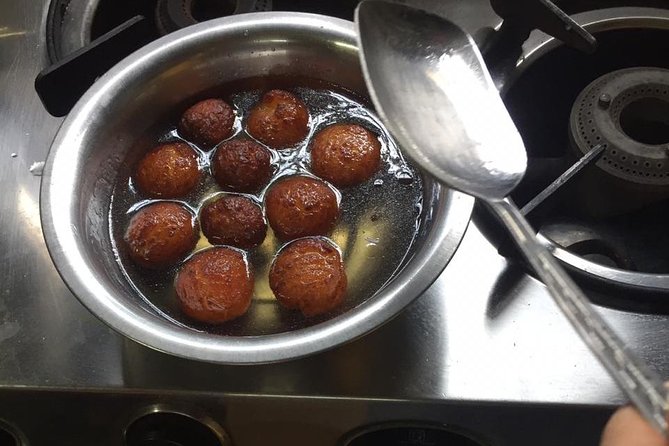 Private Half-Day Mumbai Cooking Class - Choosing the Menu: What You’ll Cook (Vegetarian and Non-Vegetarian)
