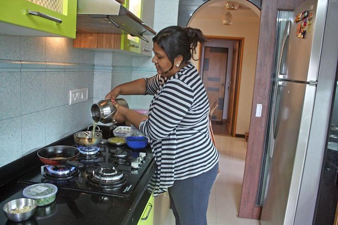 Private Maharashtrian Cooking Class in Mumbai with a Local Family - Key things to know before you go