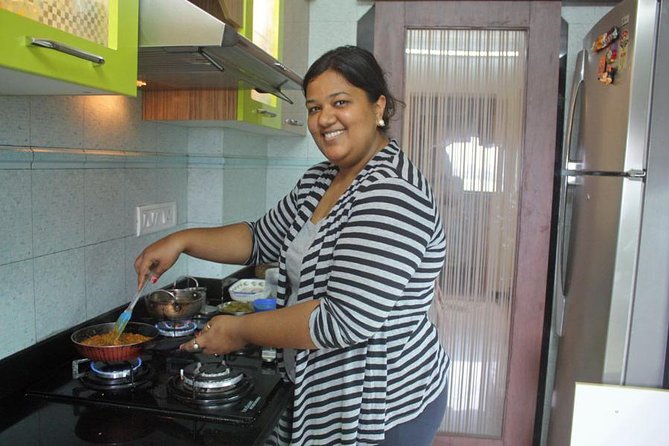 Private Maharashtrian Cooking Class in Mumbai with a Local Family - What you might cook (and how the meal is built)
