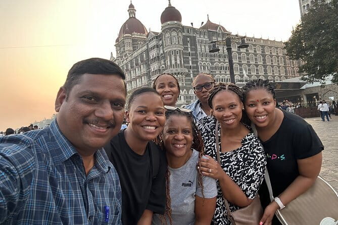 Private Mumbai 2-Day Tour Package:City + Slum & Elephanta Island. - Day One: Gateway of India through C.S.T. in a focused South Mumbai loop
