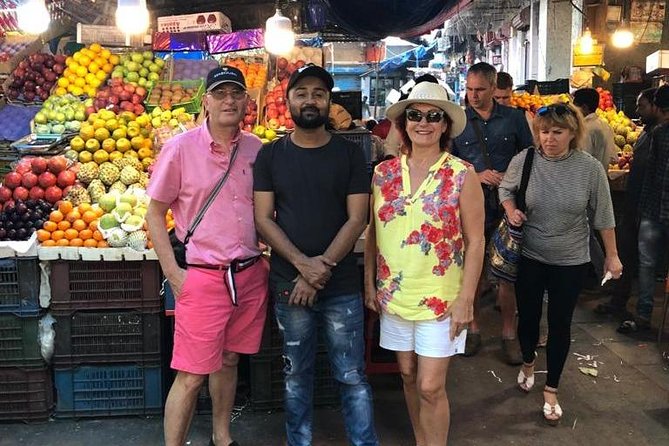 Private Mumbai City Tour - Colaba Causeway: shopping lanes with an easy walk-through feel
