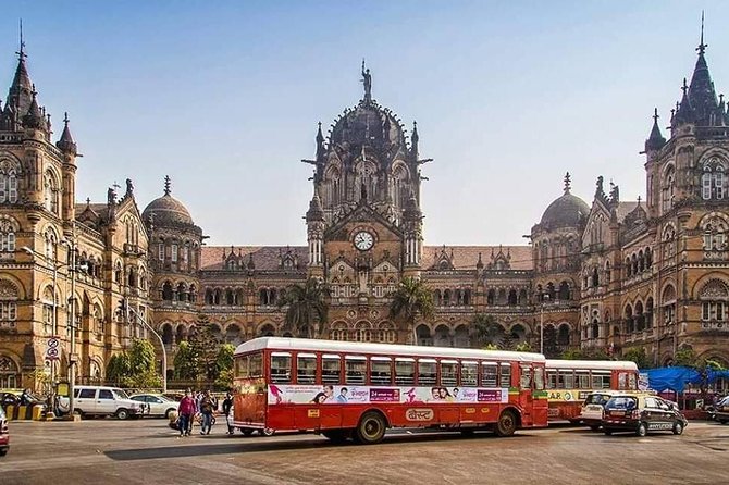 Private Mumbai City Tour and Bollywood Tours With Meal - Bollywood Entertainment Tours: dance, singing, and VFX you can try