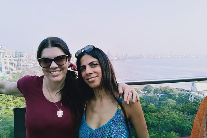 PRIVATE Mumbai Full Day Tour in Premium Car/Bus/Moped with GUIDE - Crawford Market and Dhobi Ghat: where Mumbai shows its real routine