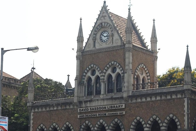 Private Mumbai Jewish Heritage Tour: Baghdadi & Bene Israel - Gateway of India: why an icon has Jewish connections