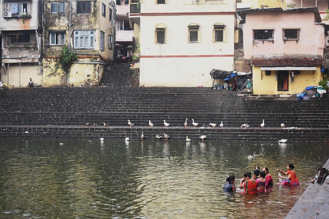Private Mumbai Sightseeing Tour - Full Day - Kamala Nehru Park views and Banganga’s healing stories