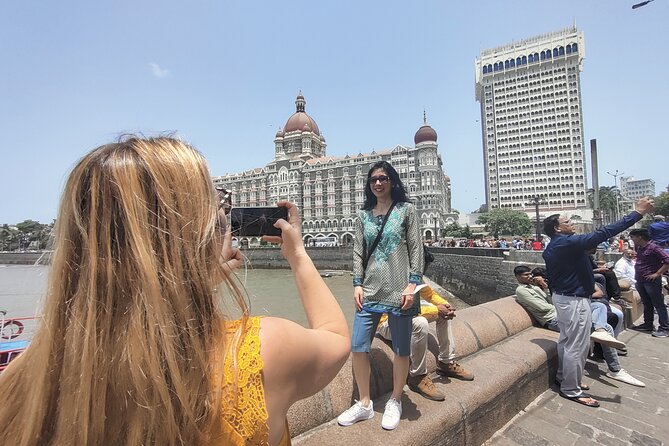 Private Mumbai Sightseeing Tour with Local English Guide - Sassoon Dock and Crawford Market: trades, not just monuments