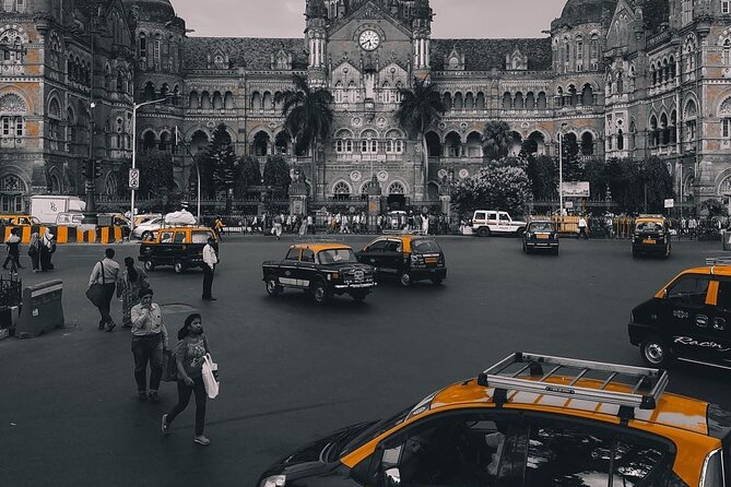 Private Tour in Mumbai Slum with Sightseeing - Jain Temple and Mani Bhavan Gandhi Museum: belief and resistance