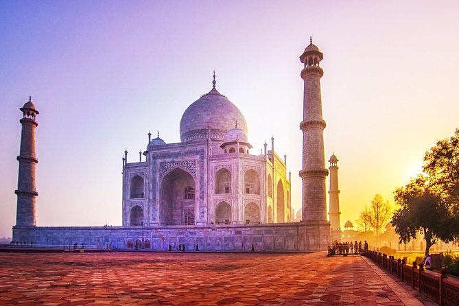 Same Day Taj Mahal and Agra Tour from Mumbai with Return Flights - Meeting point at JW Marriott Juhu and the “paging board” pickup