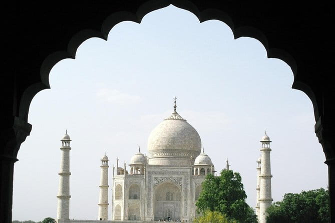 Taj Mahal Day Trip Including Same Day Flights from Mumbai - Key Highlights You’ll Notice Fast