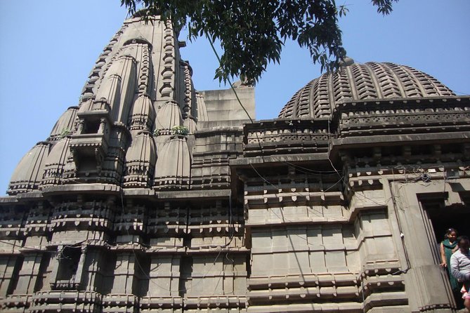 Temples & Vineyards: Private Tour to Nashik from Mumbai - Panchavati: Kalaram Temple and Sita Gufaa in the middle of the day