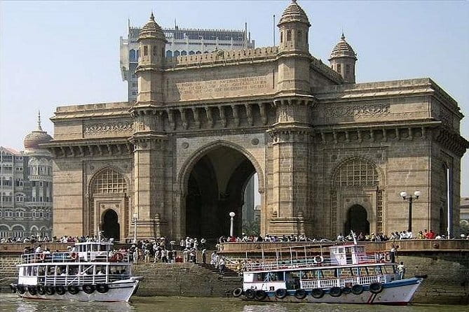 The Mumbai by Dawn Early Morning Tour - How the guide, vehicle, and coffee/tea keep the morning manageable