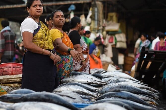 The Mumbai by Dawn Early Morning Tour - Chhatrapati Shivaji Terminus (CST): the railway cathedral at morning pace
