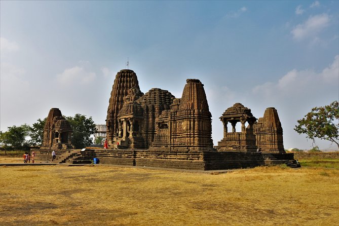Travel 12 days in wonderful Maharashtra - Maharashtra, but make it spiritual: what this trip is really about