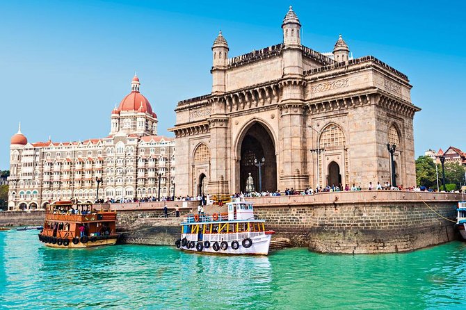 Two Days Mumbai Tour Package : City + Slum + Elephanta + Market - Key things that make this tour work