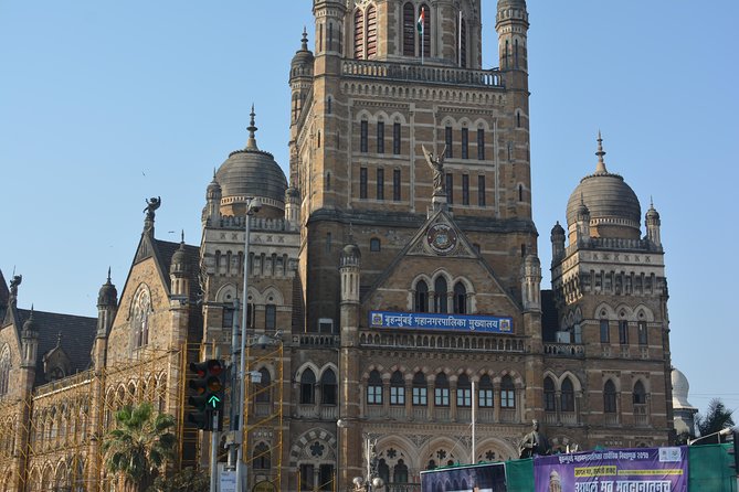 Two Days Mumbai Tour Package : City + Slum + Elephanta + Market - The private guide + AC car in Mumbai traffic
