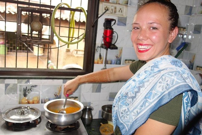 Vegetarian Indian Cuisine Virtual Cooking Class Experience from Mumbai - The class flow: how a 1 hour 30 minute session usually works